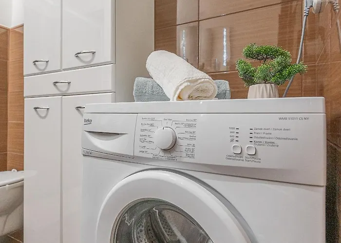 Valentina 3 Hlavna Centrum